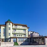 Zeleniy Bir ゲストハウス