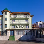 Zeleniy Bir バコヴェル