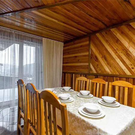 بيت ضيافة Zeleniy Bir