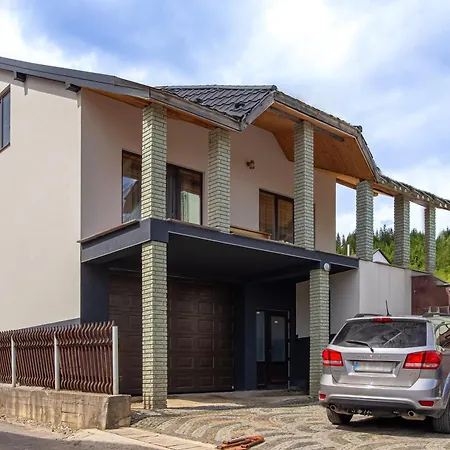 Zeleniy Bir Penzion Bukoveľ